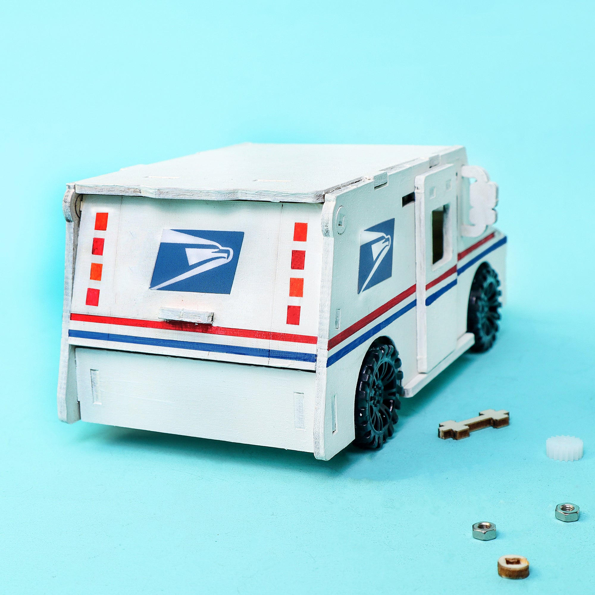 Delivery Truck STEM Build Paint Power Kit
