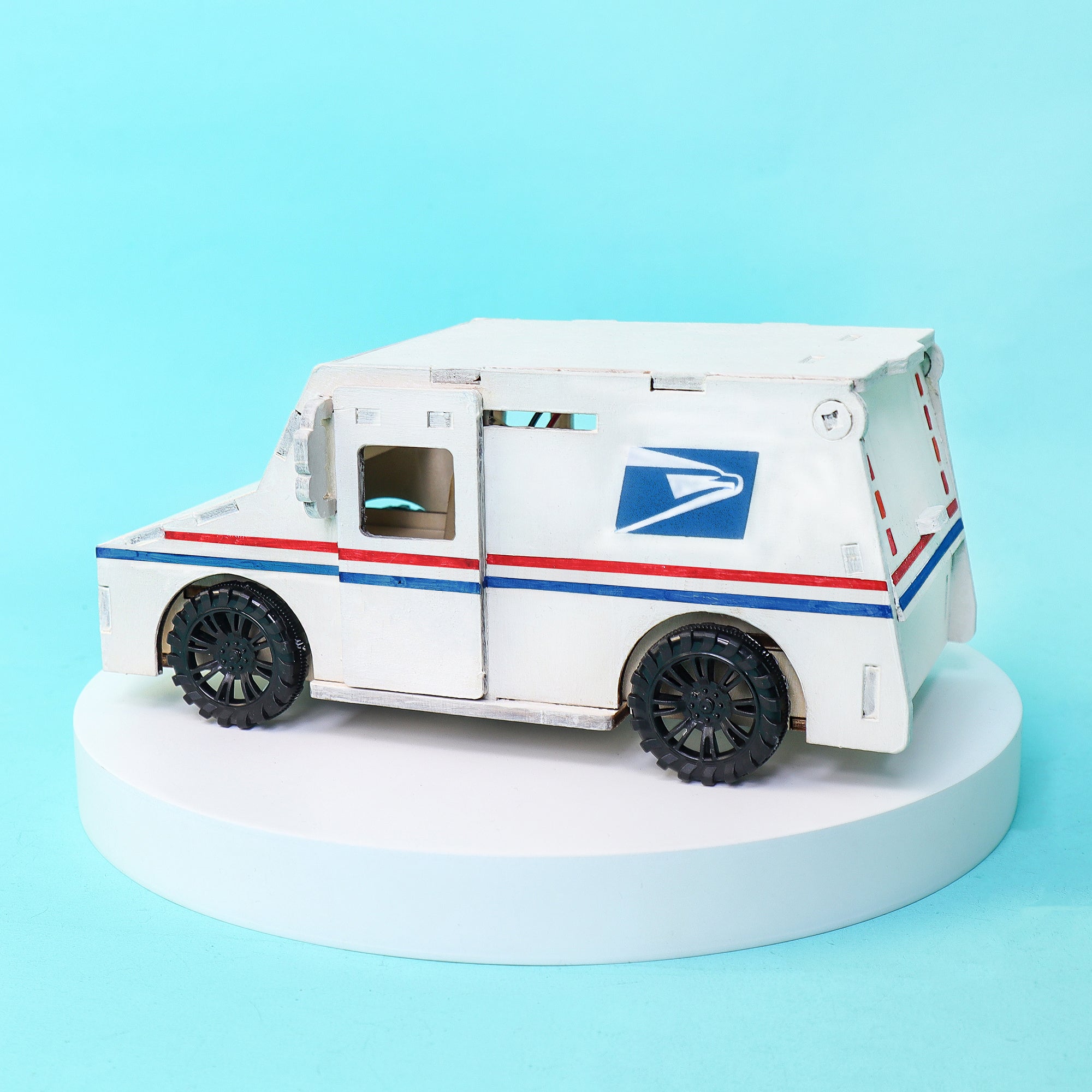 Delivery Truck STEM Build Paint Power Kit