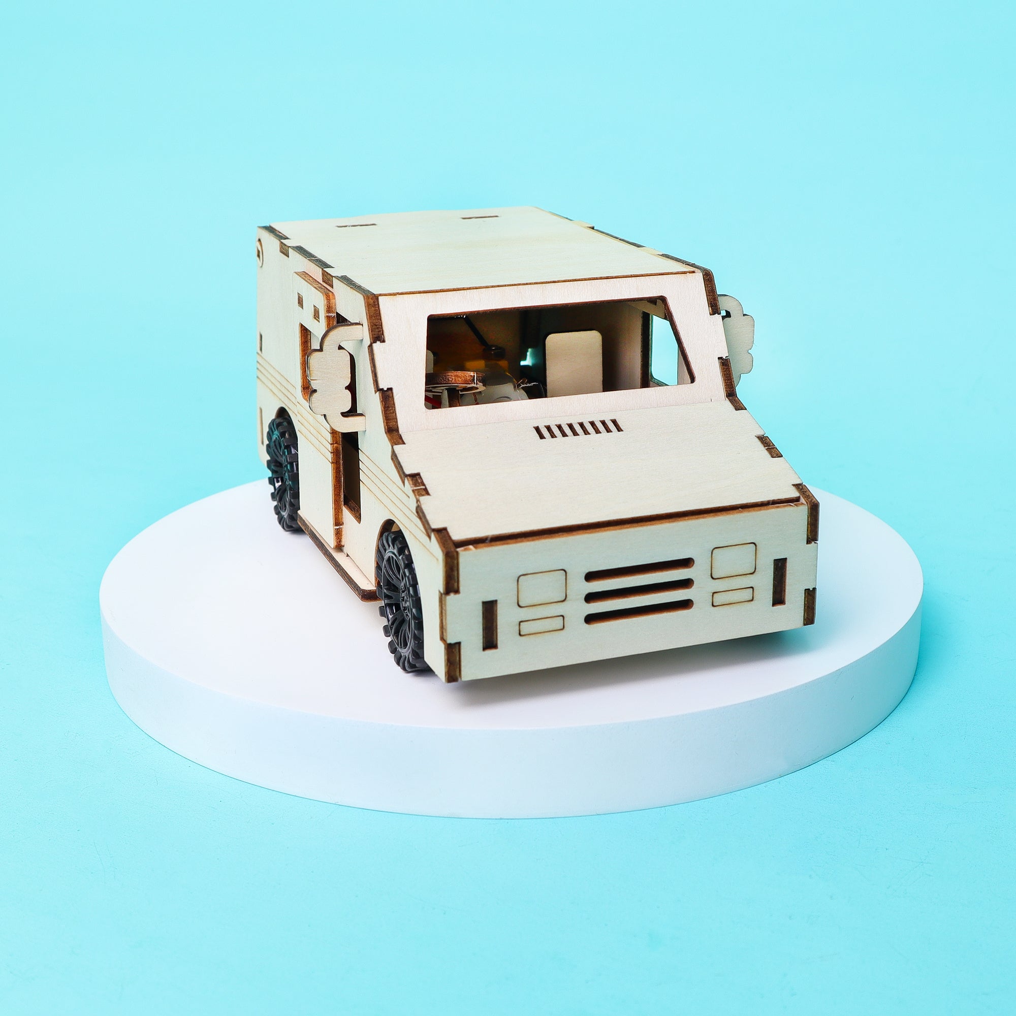 Delivery Truck STEM Build Paint Power Kit